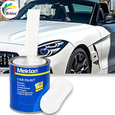 Hohe Feststoff-Auto-Refinish 1K Grobweiße Perllacke Hohe Glanz klare Schicht Mischsystem Harz Flüssigkeitsbeschichtung Spray-Fabrik