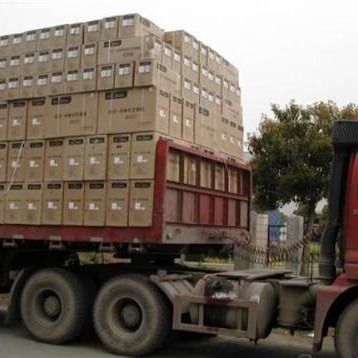 Professionelles Autopolyesterputty für stabile und dauerhafte Reparaturergebnisse