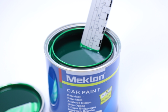 Hochbeständig und kratzfest, passend zum originalen gelb-grünen Autolack