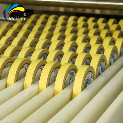 Vielfalt an Autolacken und Beauty-Zubehör zur Auswahl