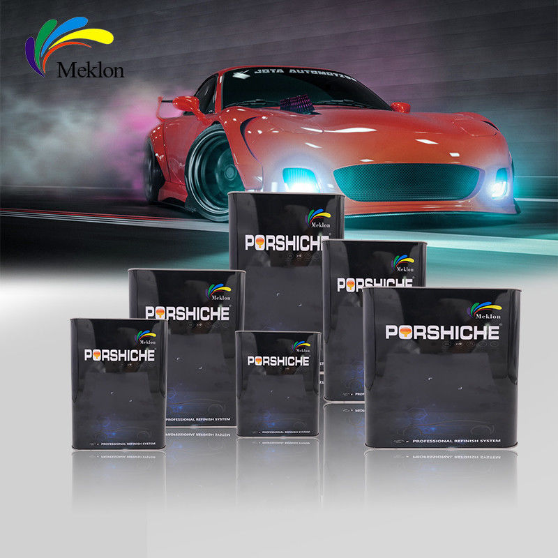 Hochglanz und tiefrotes Finish mit Fuchsia-Perle