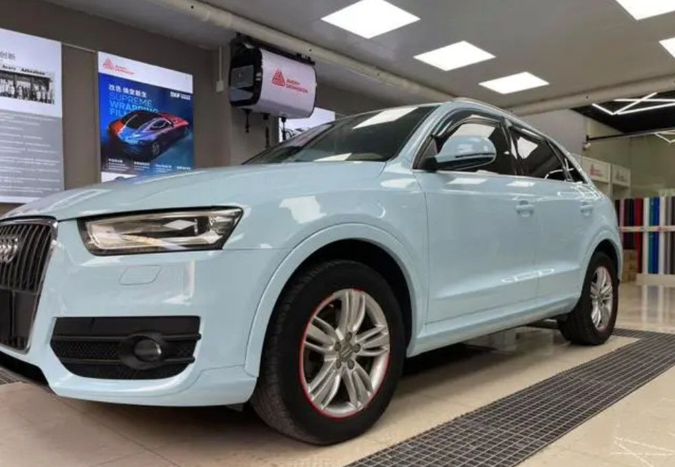 Bereit gemischte Autolack für Audi LX5D Gletscherblau mit Farbvergleichsmantel